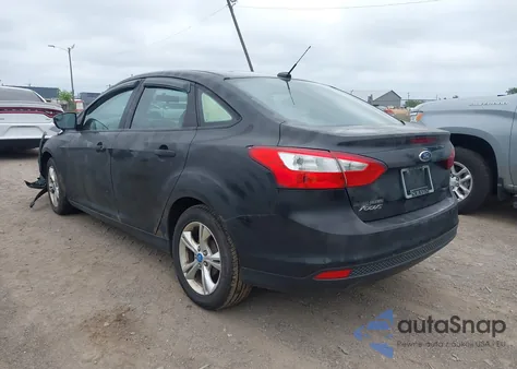 2013 Ford Focus Se z USA, uszkodzony, nr VIN 1FADP3F29DL368243